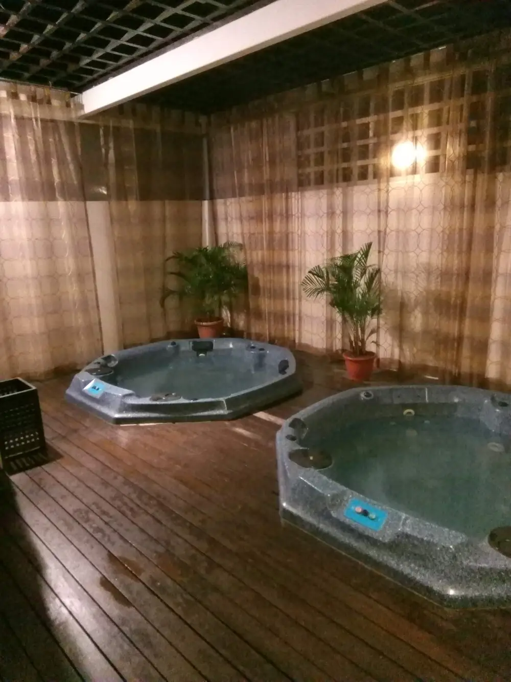 Village Hotel Albert Court,  — photo 3
